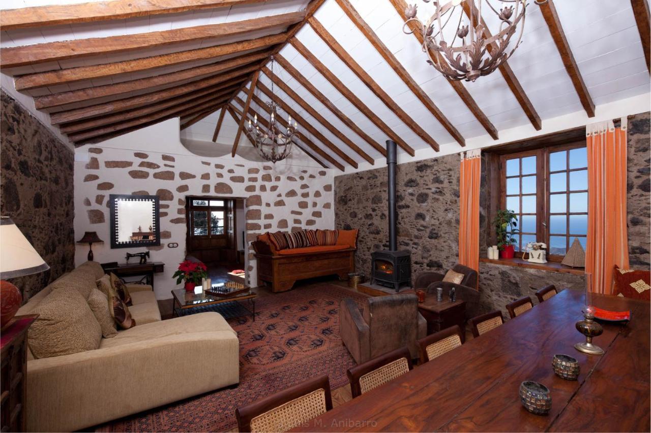 Historic Canarian House, Private Heated Infinity Pool, Bbq, Wifi + Panoramic Ocean Views Arona  Eksteriør bilde